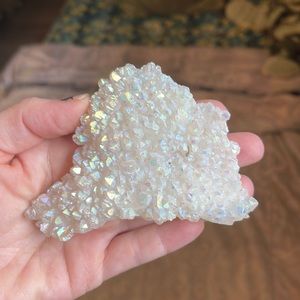 Aura quartz cluster